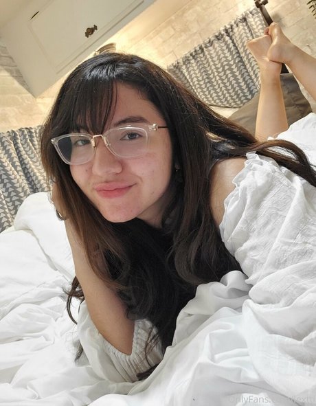 Обнаженная фотография утечки OnlyFans от Lextti