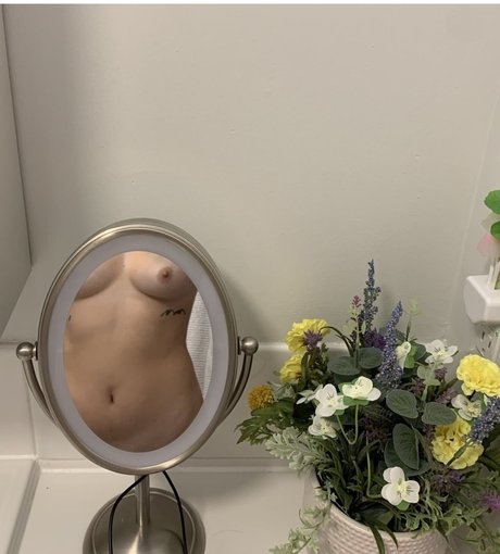 Foto desnuda filtrada de OnlyFans de Lauuu