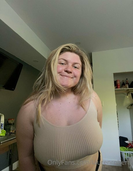 Naken läckt OnlyFans-bild av Laurenroberts