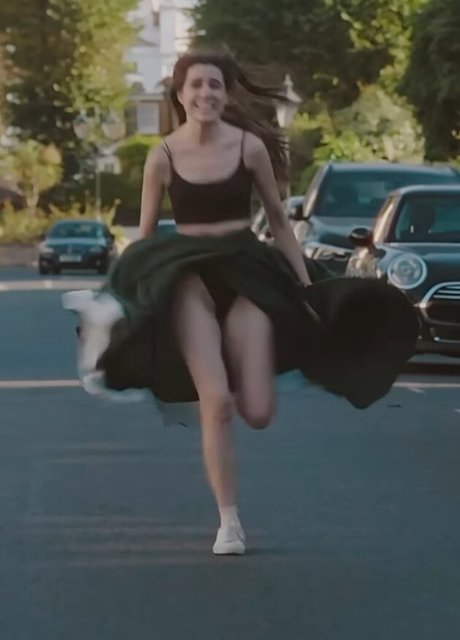 Dodie Clark