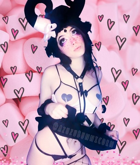 Nahá fotka uniklých OnlyFans od Azuzubunnicorn