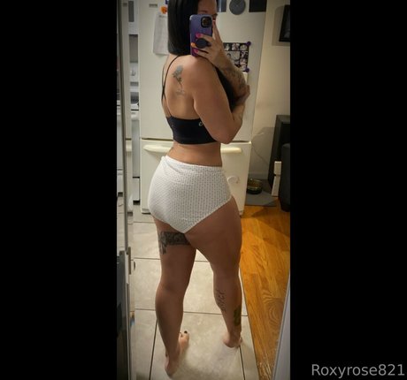 Nahá fotka uniklých OnlyFans od Roxyrose821