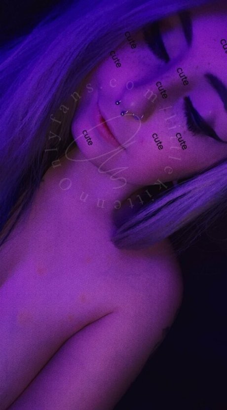 Обнаженная фотография утечки OnlyFans от Littlekittenn