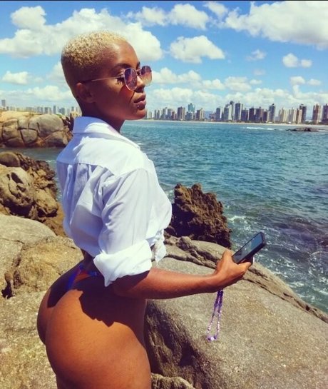 Sayoh Dos Santos  nude leaked OnlyFans photo