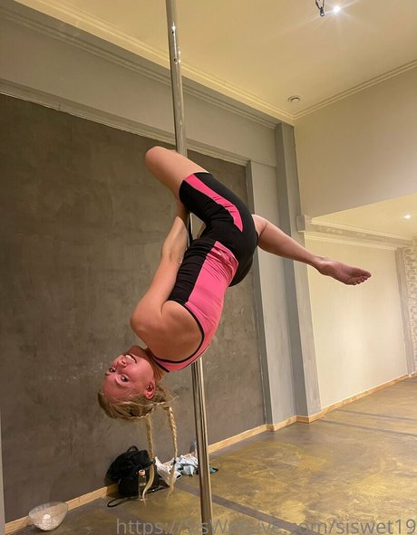 Naken läckt OnlyFans-bild av Siswetvip