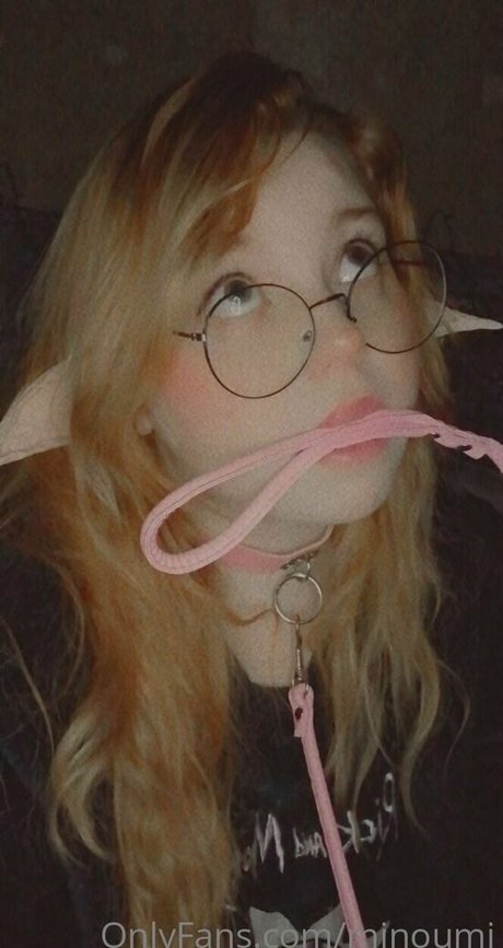 Nahá fotka uniklých OnlyFans od Minoumi