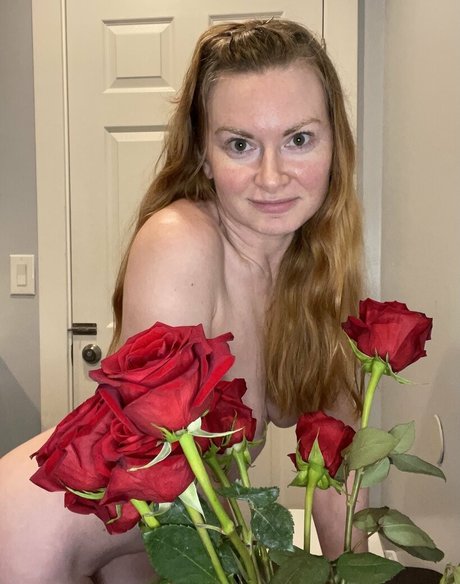 Обнаженная фотография утечки OnlyFans от Cathyreisenwitz