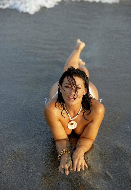 Nahá fotka uniklých OnlyFans od Natalie J Robb
