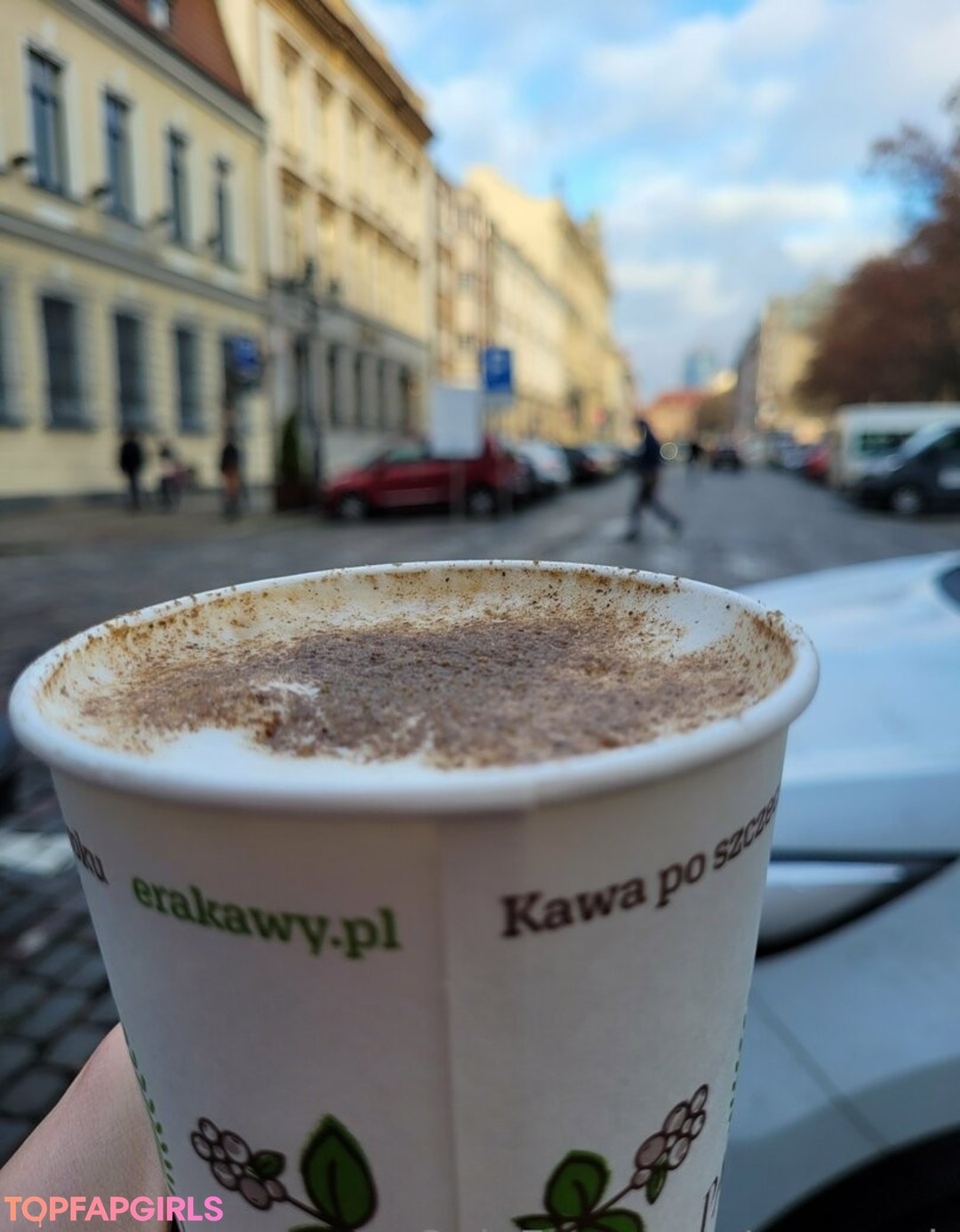 Alaston vuotanut OnlyFans-kuva Momegh #5