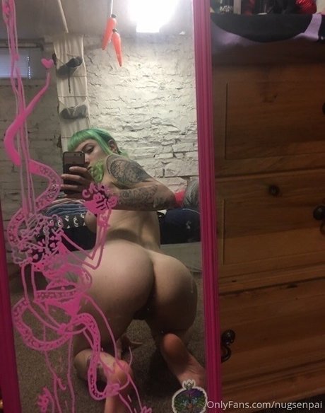 Naakte gelekte OnlyFans-foto van Nugsenpai
