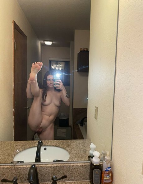 Foto desnuda filtrada de OnlyFans de Queen Softness