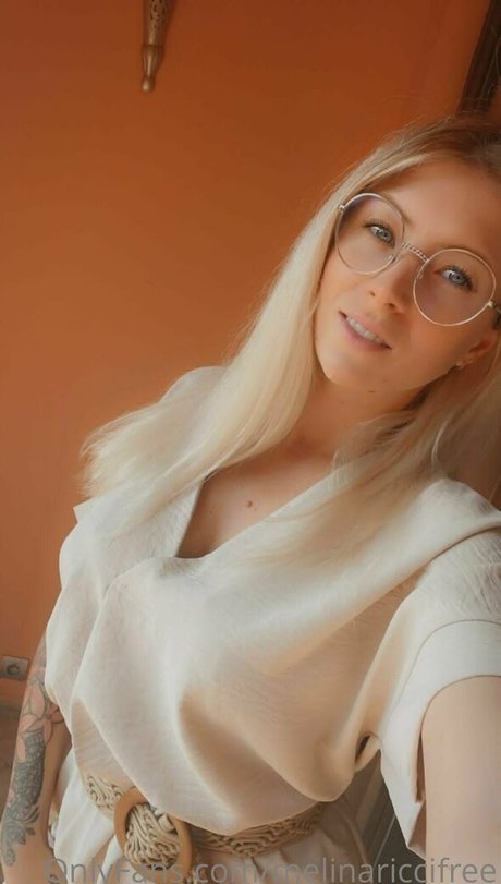 Melinariccifree OnlyFans 유출 누드 사진