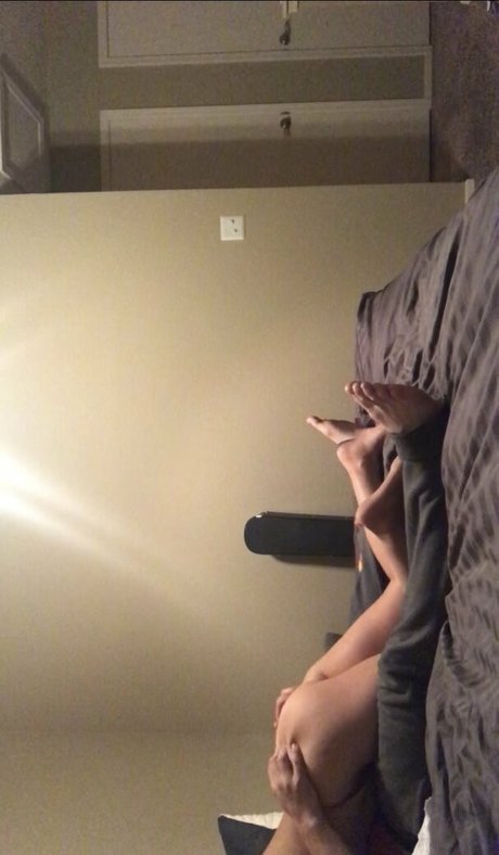 Nahá fotka uniklých OnlyFans od Sukiiseduceyou