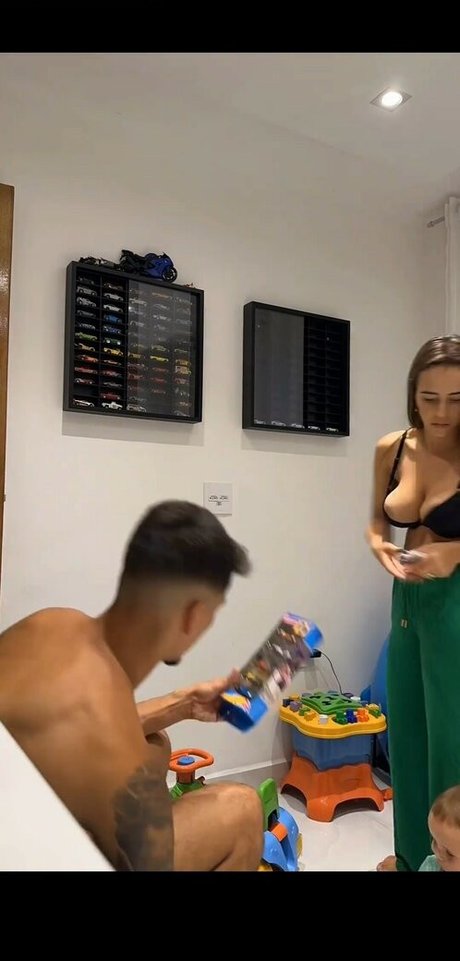 Naakte gelekte OnlyFans-foto van Ketty Lopes