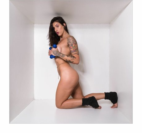 Nahá fotka uniklých OnlyFans od Evelyn Perez