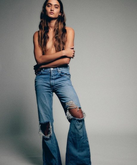 Nahá fotka uniklých OnlyFans od Lexi Bhardwaj