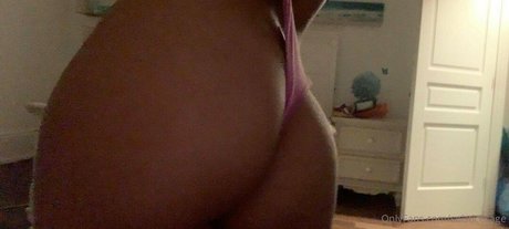 Naakte gelekte OnlyFans-foto van Solsticesage