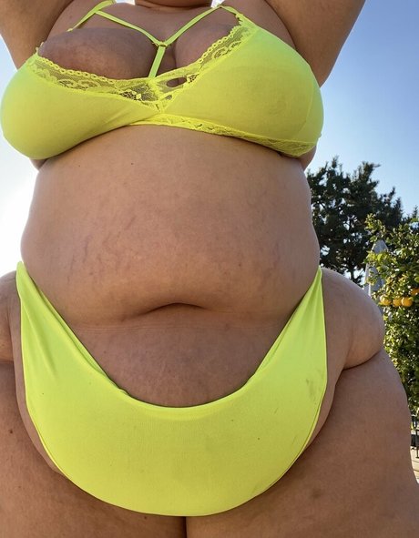 Naken läckt OnlyFans-bild av Jenniebooty87