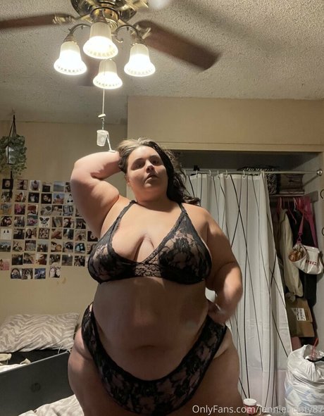 Jenniebooty87
