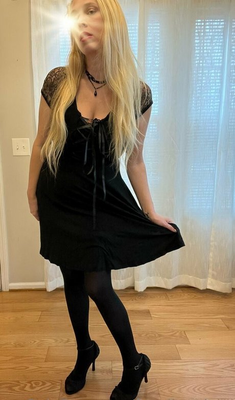 Fayelinaplays