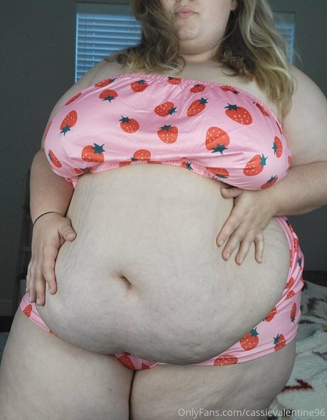 Cassievalentine96