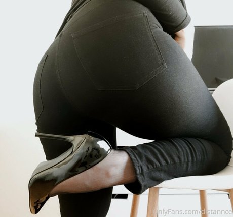 Nagie wyciekłe zdjęcie OnlyFans od Distannce