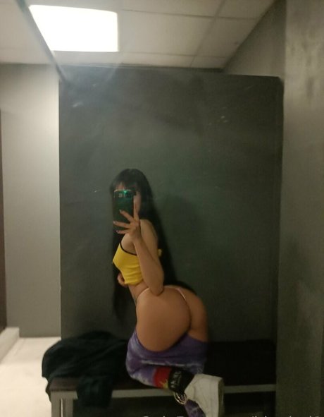 Nahá fotka uniklých OnlyFans od Bbydari1
