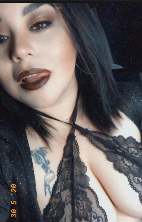 Xoxodolly