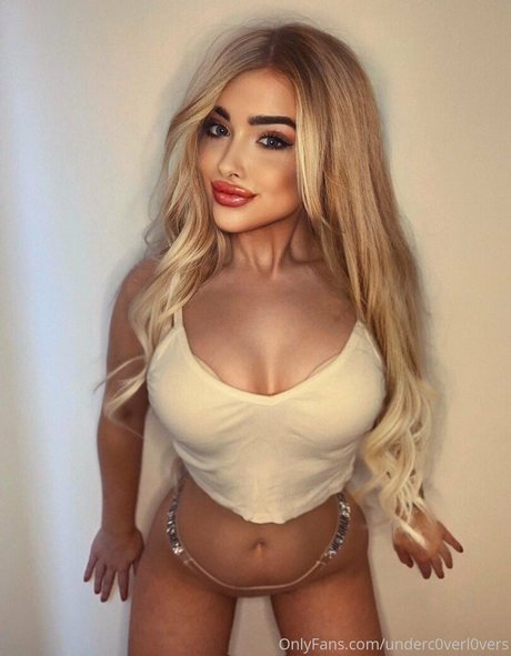 Underc0verl0vers  nude leaked OnlyFans photo
