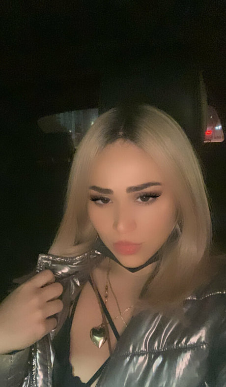 Playgirlcarli18