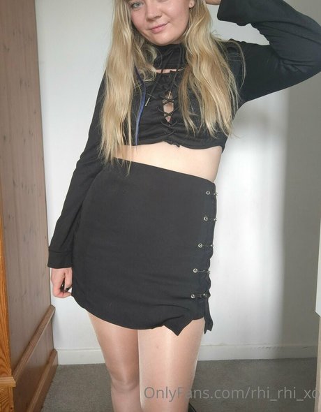 Rhi_rhi_xo