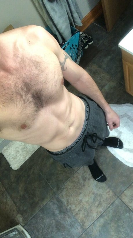 Naken lekkede OnlyFans-bilde av Flirtyflamingo