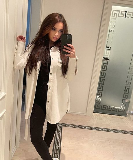 Maya Bulgarien  nude leaked OnlyFans photo