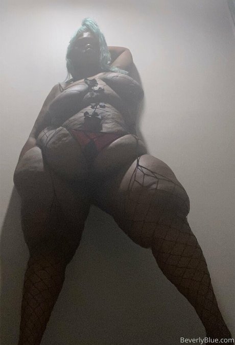 Photo nue de fuite OnlyFans de Beverlyblue3x