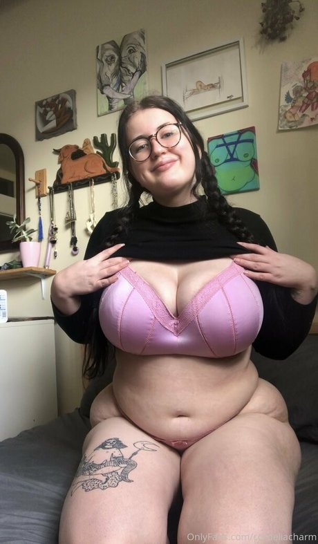 Alasti lekkinud OnlyFans-i pilt Cordeliacharm