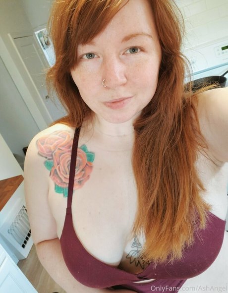 Alaston vuotanut OnlyFans-kuva Ashangel