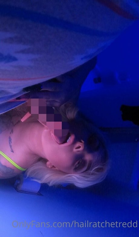Nahá fotka uniklých OnlyFans od Hailratchetredd