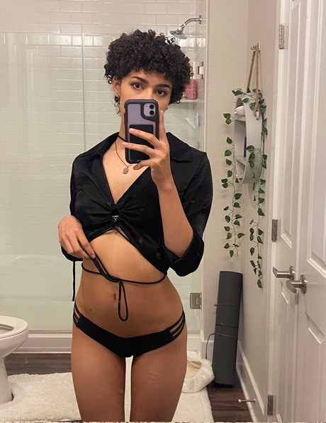 Photo nue de fuite OnlyFans de Cyberfree