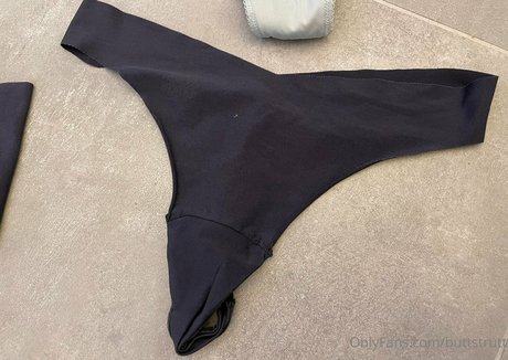 Buttstrutt OnlyFans泄露裸照