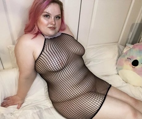 Laylaluckie24
