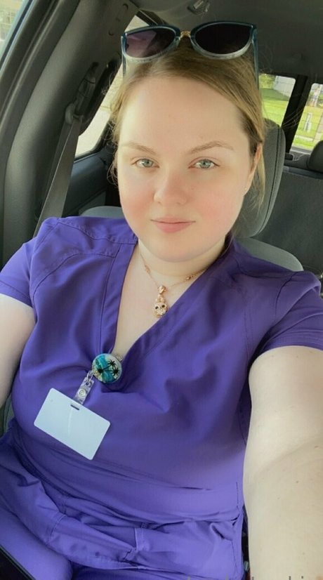 Laylaluckie24