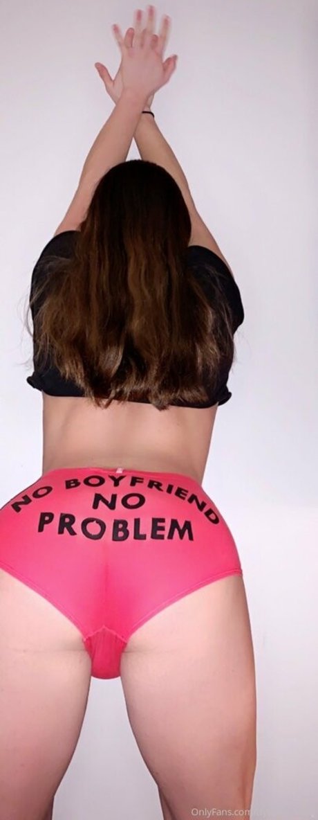 Naken läckt OnlyFans-bild av Arielllll
