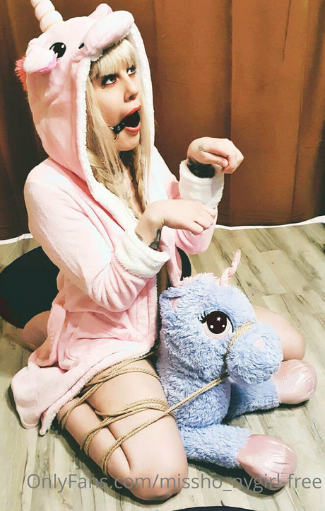 Misshonygirlfree