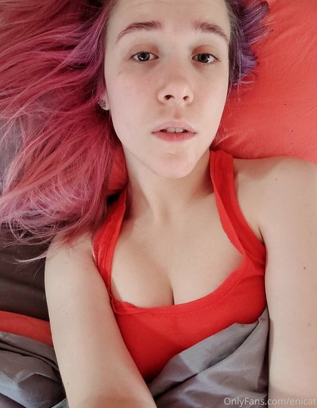 Enicat OnlyFansリークヌード写真