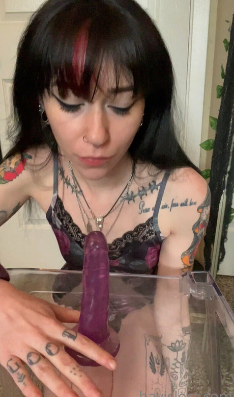 Nahá fotka uniklých OnlyFans od Hayislostfree