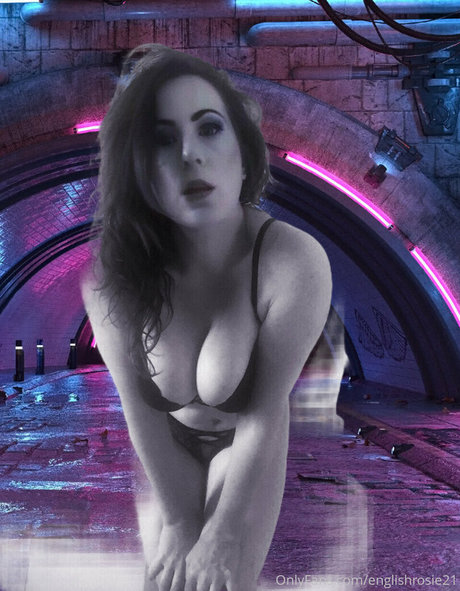 Englishrosie21