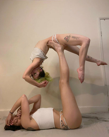 Nahá fotka uniklých OnlyFans od Rudecrudenfree