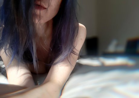 Alasti lekkinud OnlyFans-i pilt Miamoar