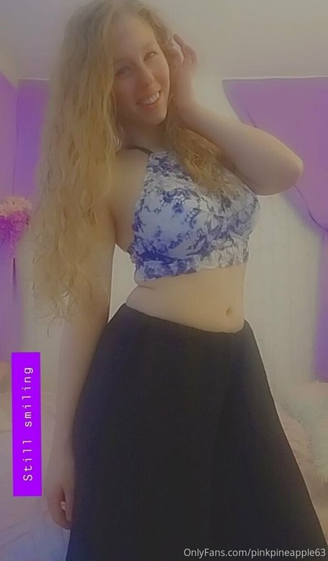 Pinkpineapple63