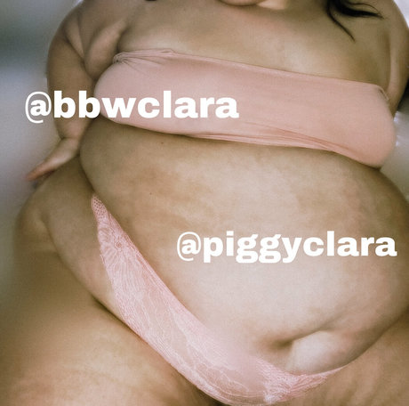 Naken läckt OnlyFans-bild av Piggyclara